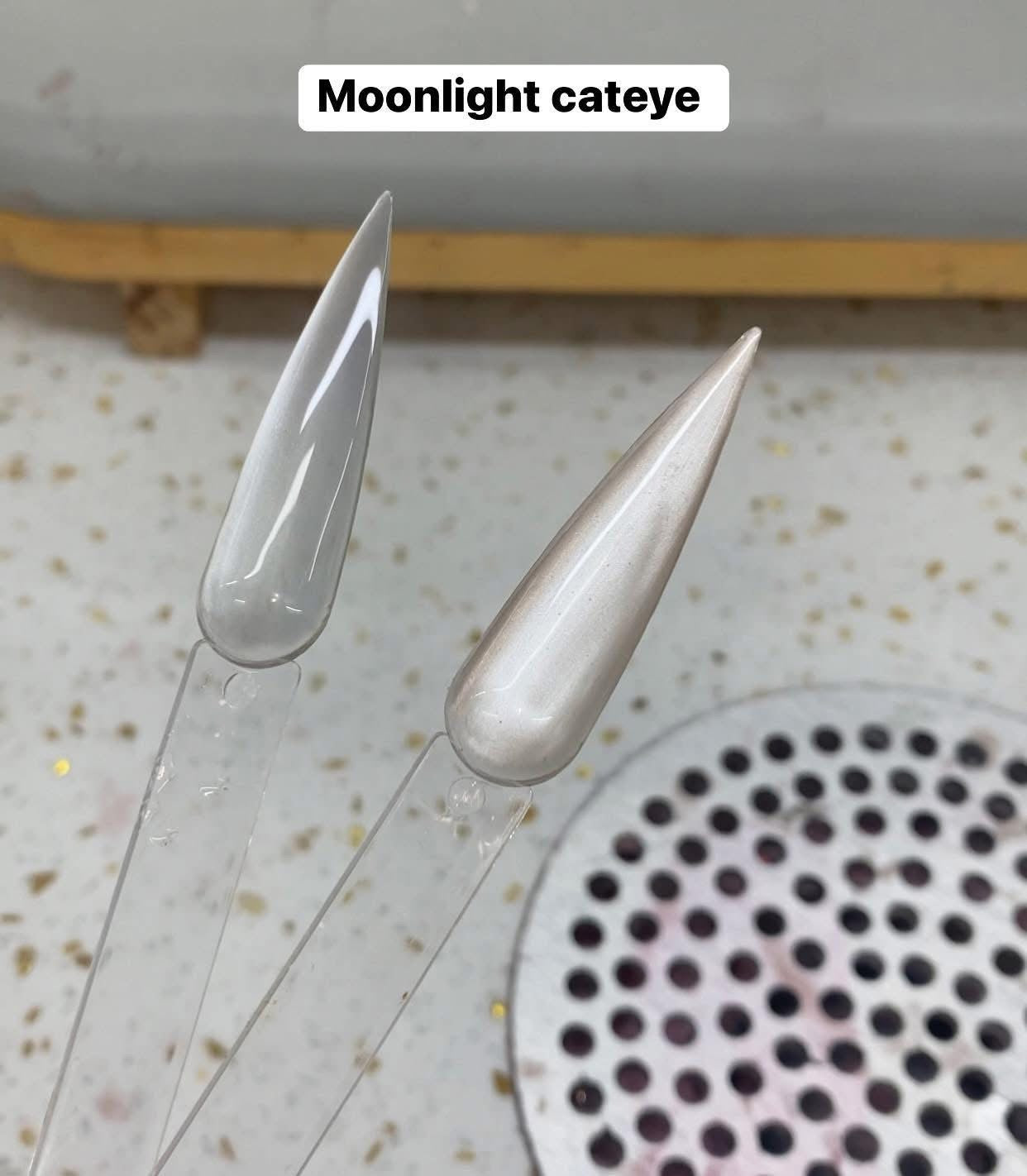 Moonlight Cateye